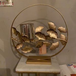 Gold leaf candle holder